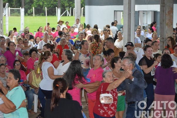 Encontro Intermunicipal das Mulheres em Caiçara é sucesso de público