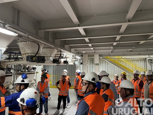 JBS apresenta a estrutura da fábrica de ração em Seberi