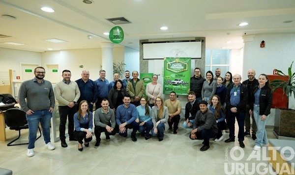 Sicredi Conexão entrega prêmios do primeiro sorteio da Capital Premiado