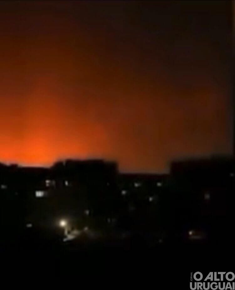Rússia ataca a Ucrânia e explosões são ouvidas em várias cidades