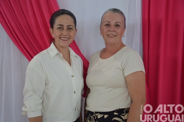 Centenas de mulheres participam de encontro em Jaboticaba