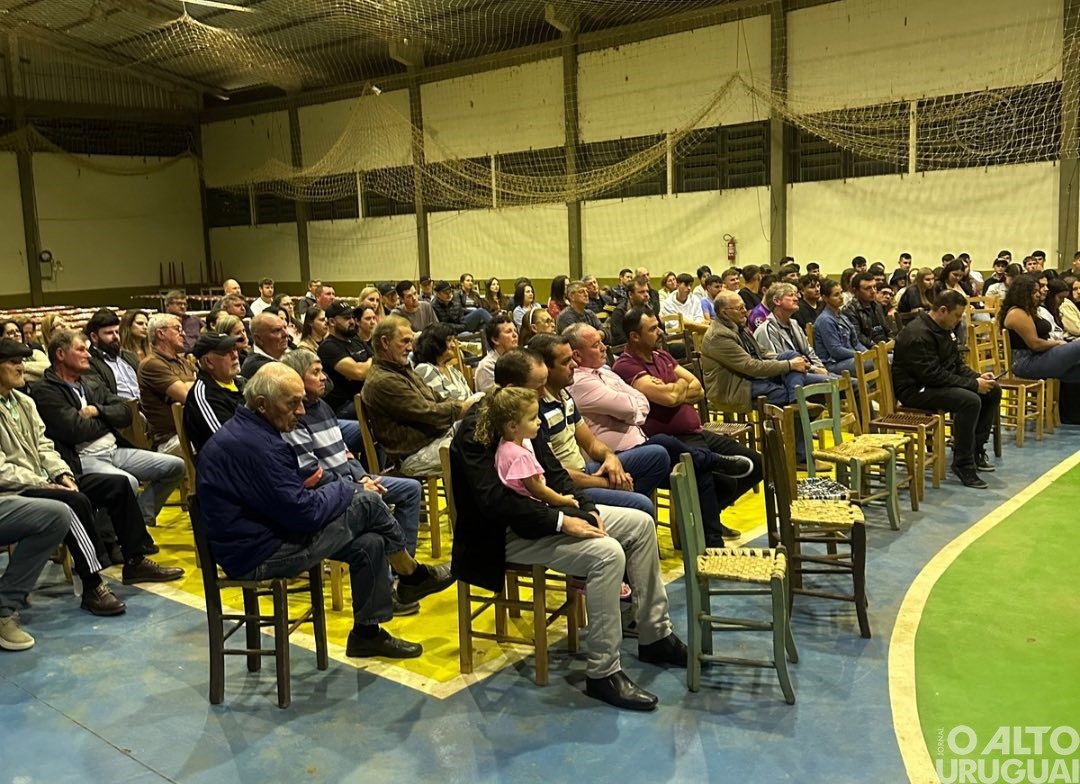 Alpestre assina contrato e ordem de início de obra asfáltica em Farinhas