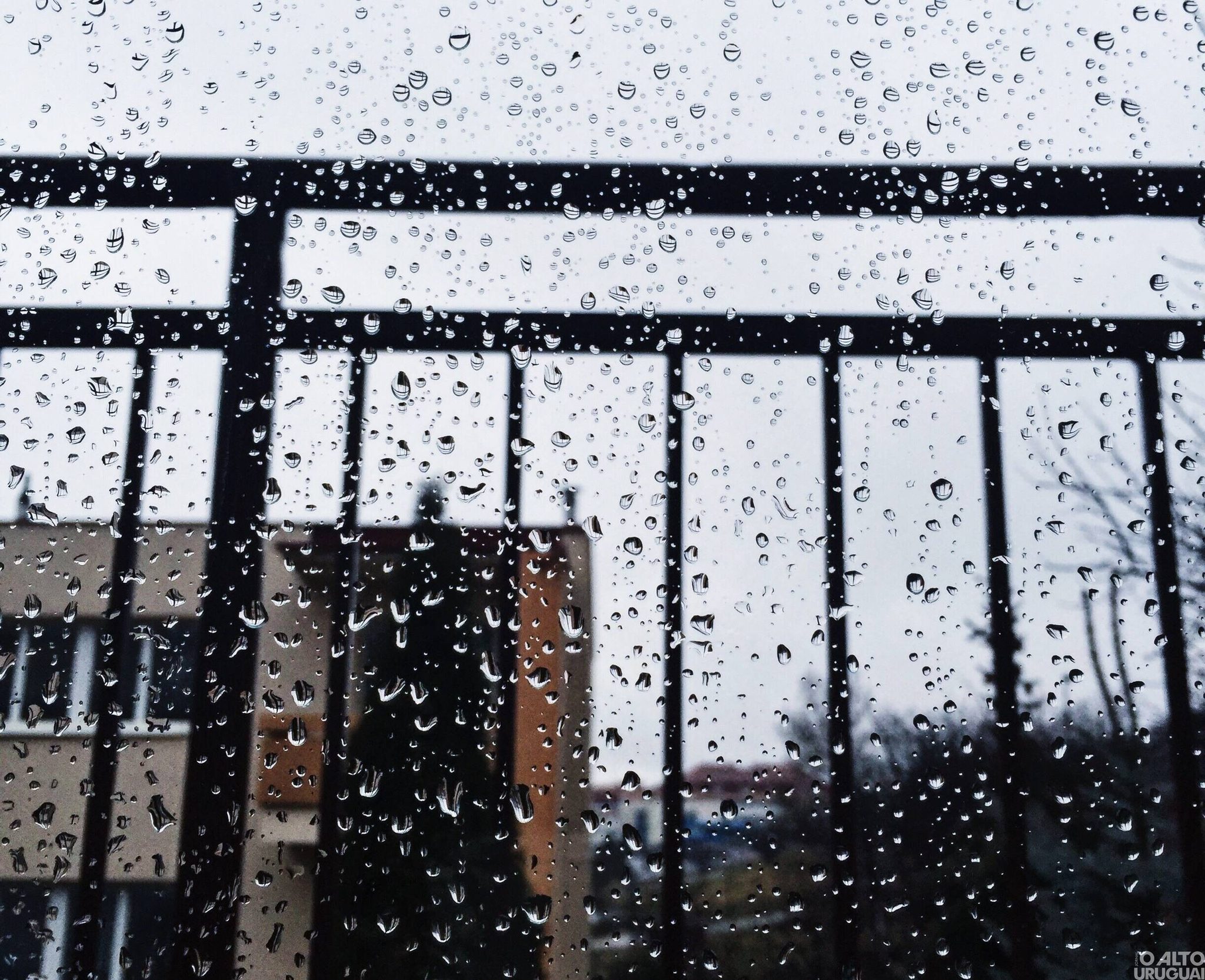 Próximos dias serão de chuva e temperaturas mais baixas