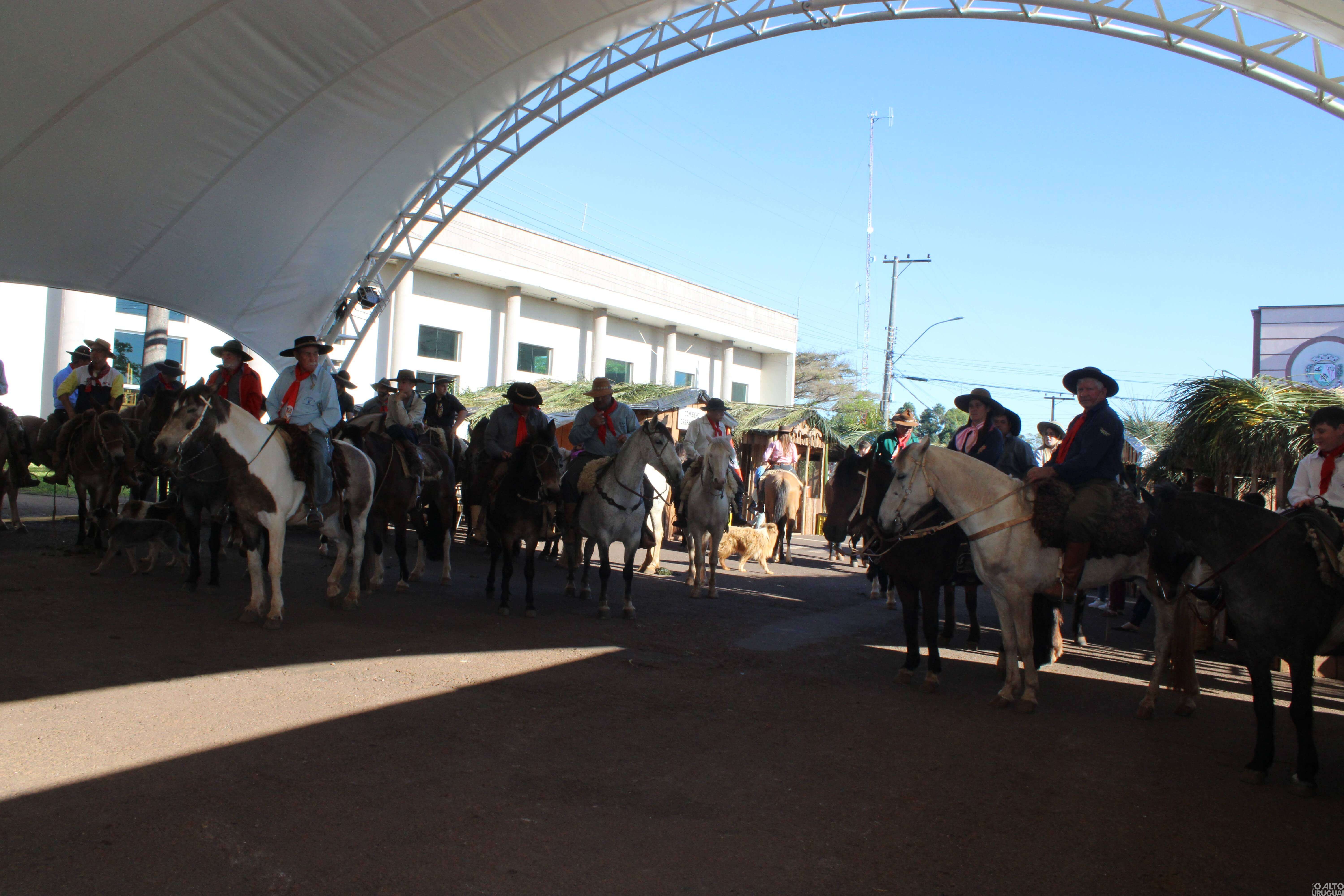 Taquaruçu do Sul abre oficialmente sua Semana Farroupilha