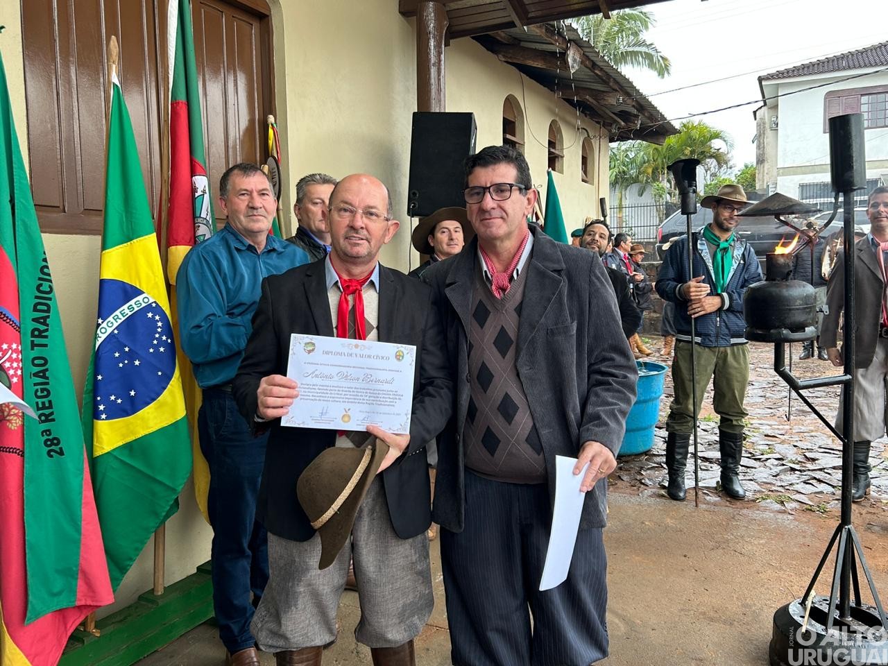 Distribuição da Chama Crioula foi realizada neste sábado