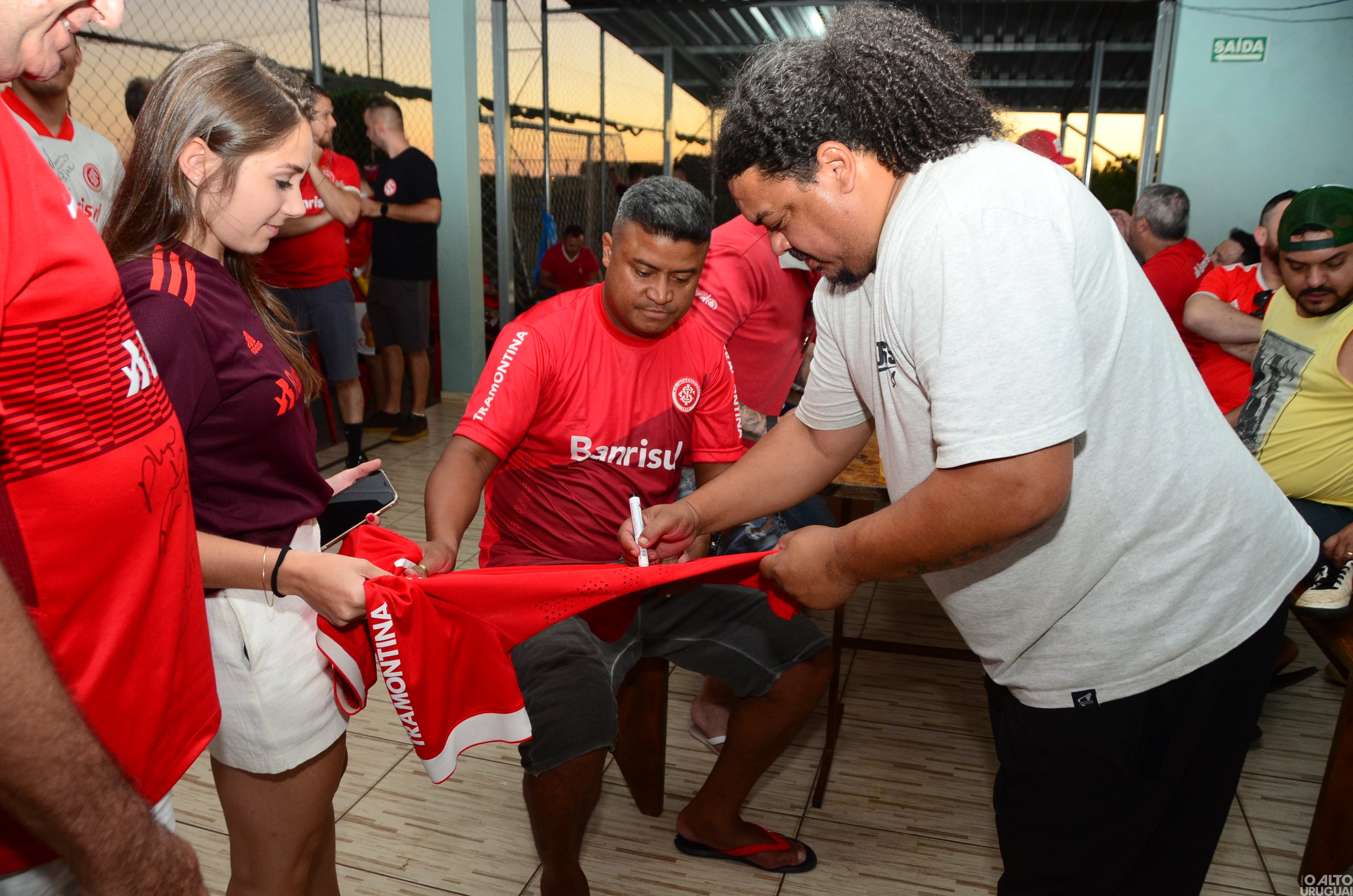 Colorados do Povo organiza evento com ídolos do Internacional em FW