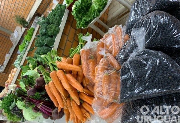 Feira do Produtor funcionará normalmente neste sábado em FW
