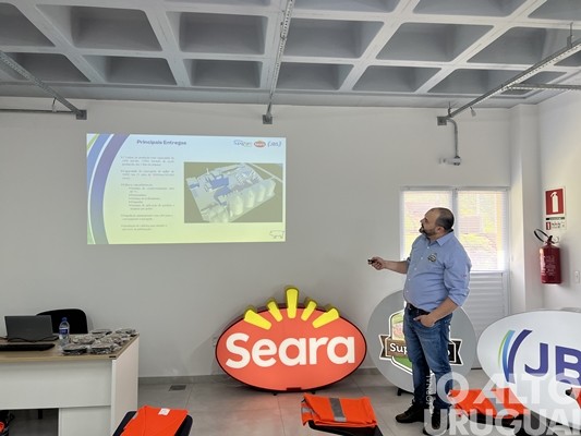 JBS apresenta a estrutura da fábrica de ração em Seberi