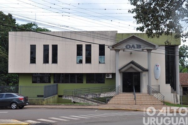 Bruna Girardi concorre à presidência da Subseção da OAB-FW