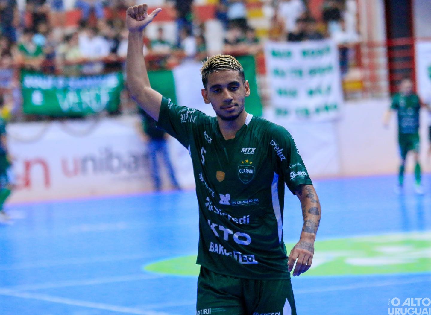Guarani Futsal goleia o Cerro Largo em FW