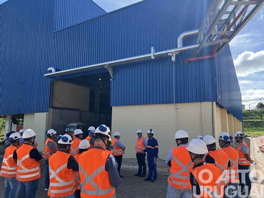 JBS apresenta a estrutura da fábrica de ração em Seberi