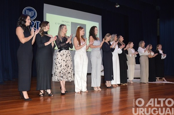 Mais de 800 pessoas participam de palestra com Leila Ama em FW