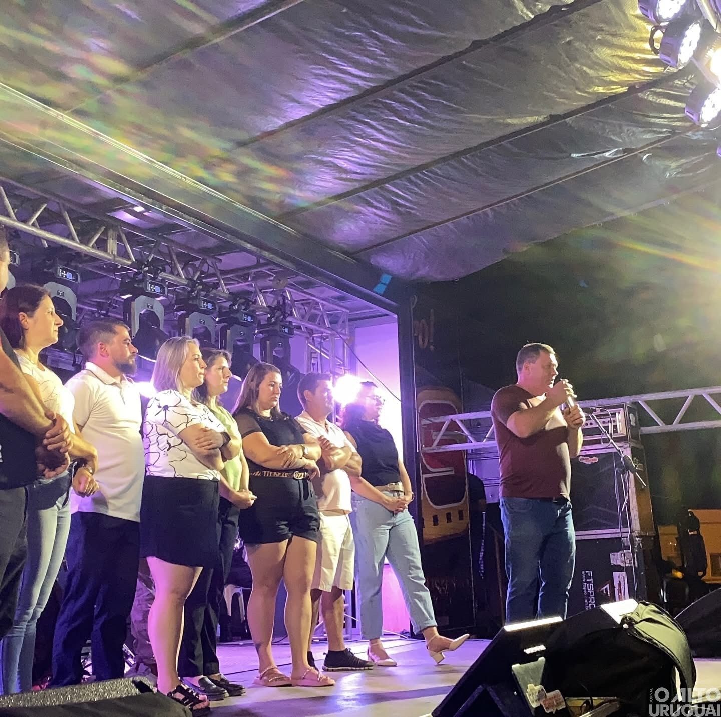Vista Alegre comemorou 36 anos com festa e muita música
