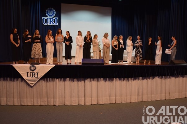 Mais de 800 pessoas participam de palestra com Leila Ama em FW