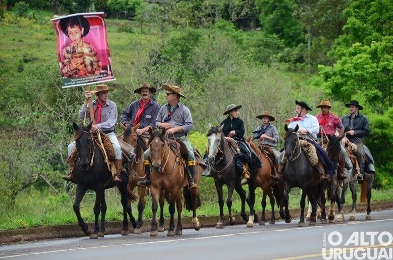 Menino Bernardo: cavalgada é transferida para próxima terça-feira
