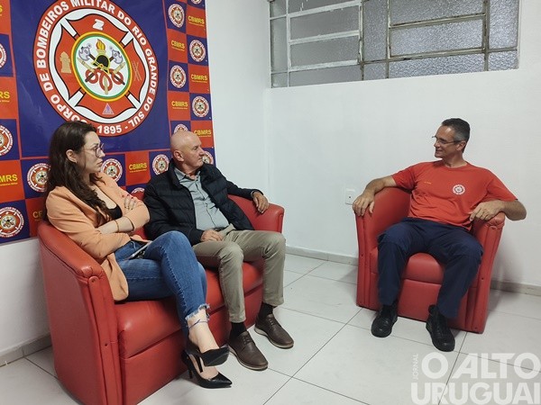 Vereadores de FW realizam visita ao Corpo de Bombeiros