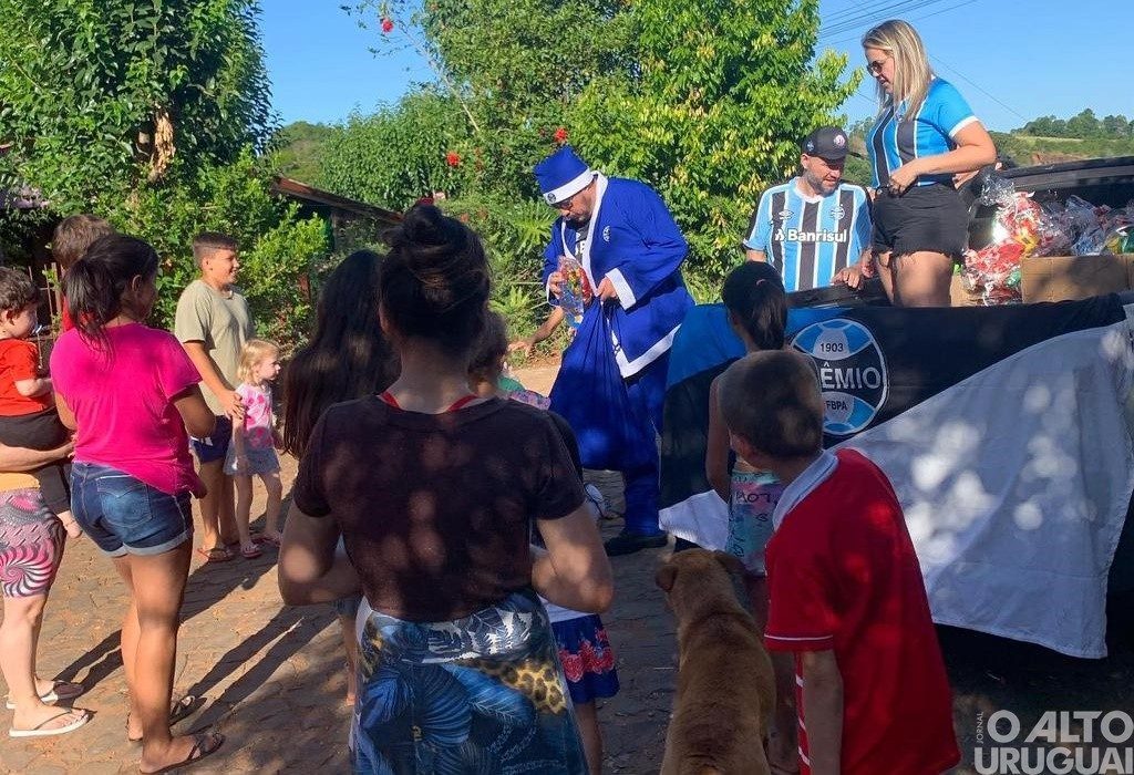 Consulados do Grêmio em FW realizam ação social