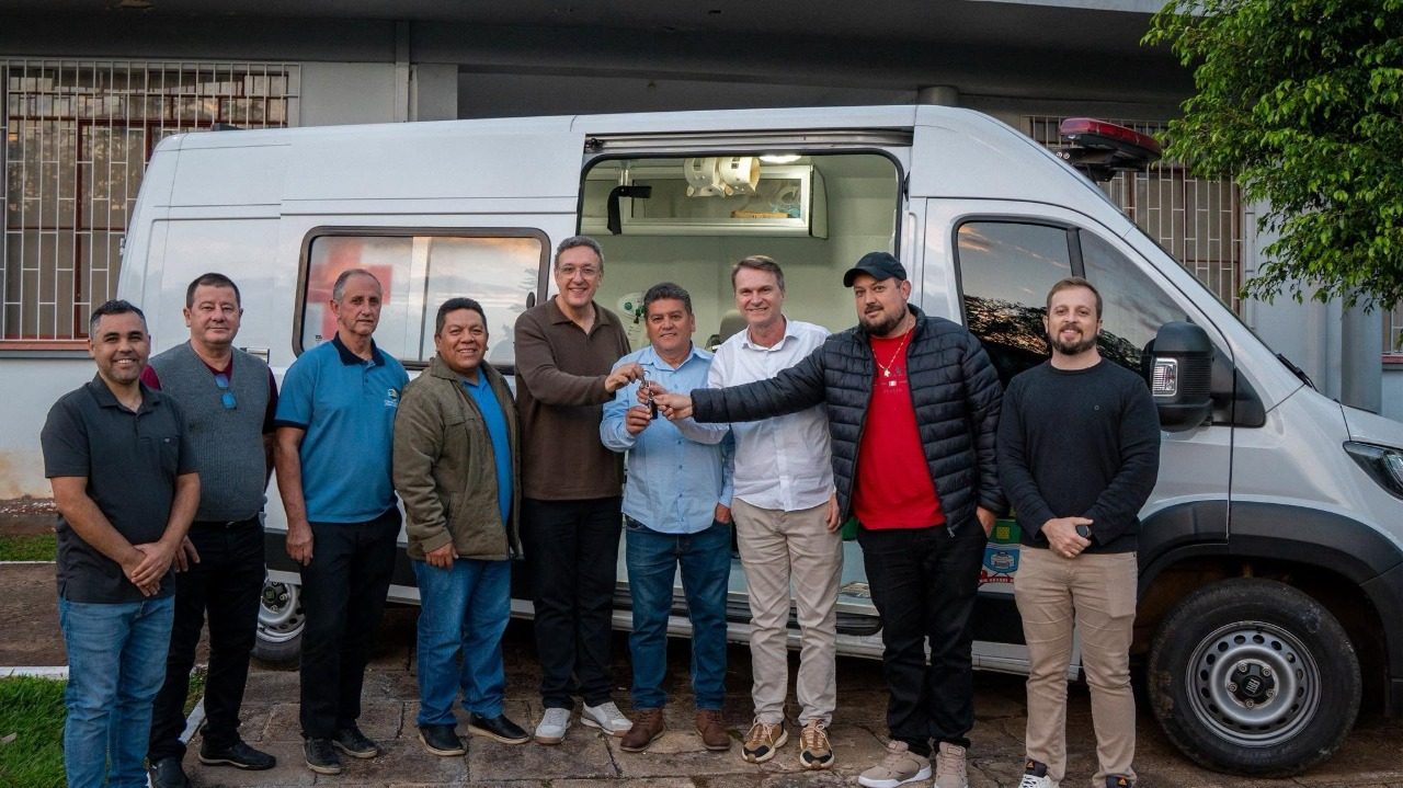 Iraí recebe ambulância adquirida por meio de emendas impositivas