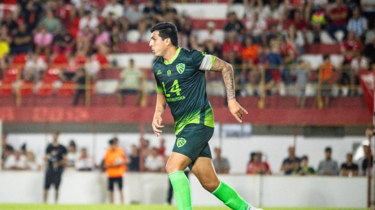União Frederiquense anuncia a contratação do zagueiro Gabriel Santiago