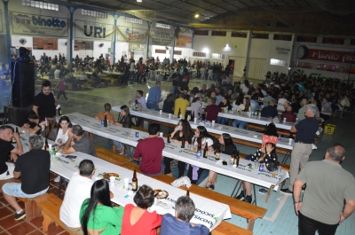 Grêmio Castelinho celebra 62 anos com jantar-dançante