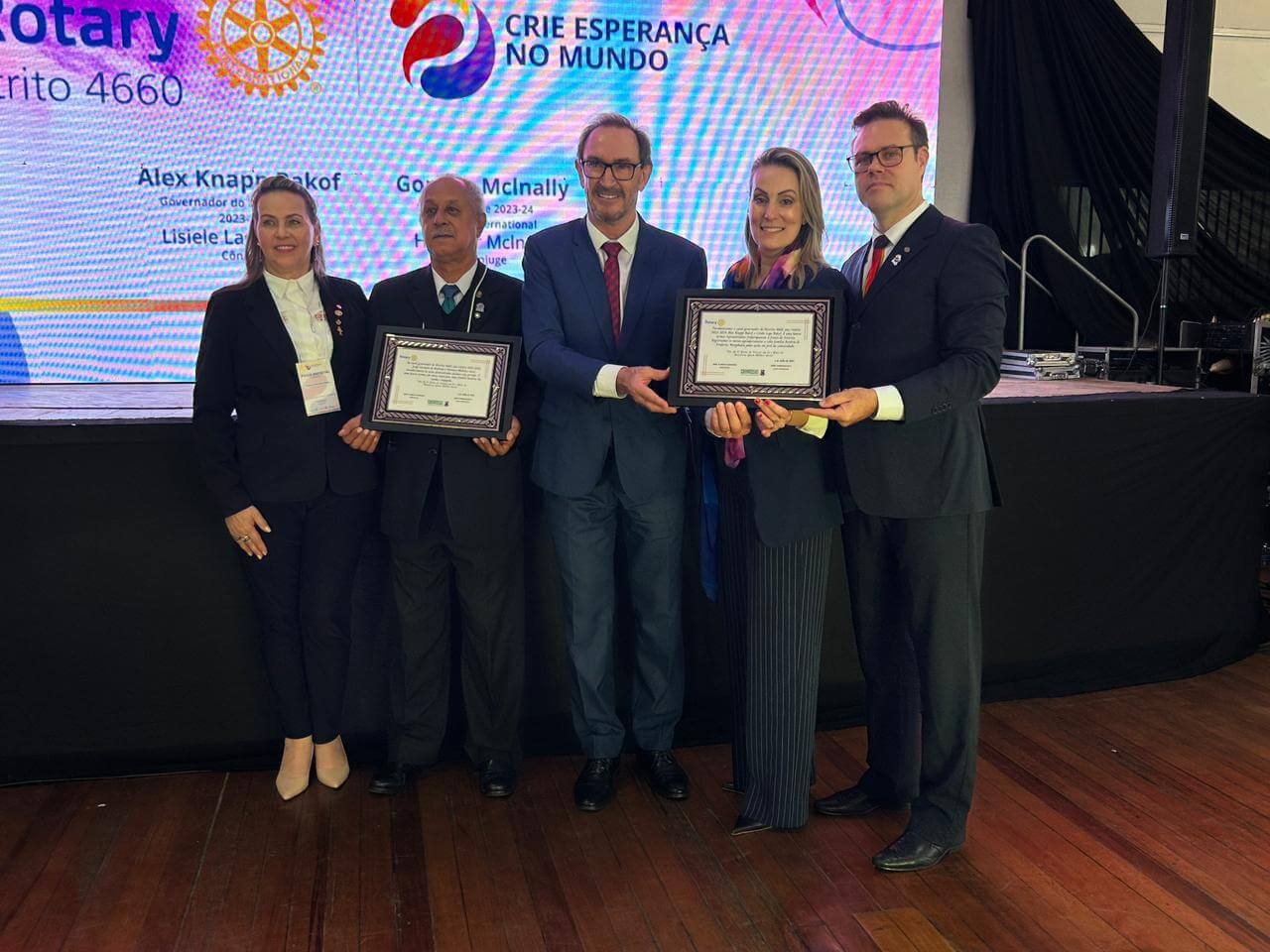 Rotary: Alex Bakof assume como governador do Distrito 4660