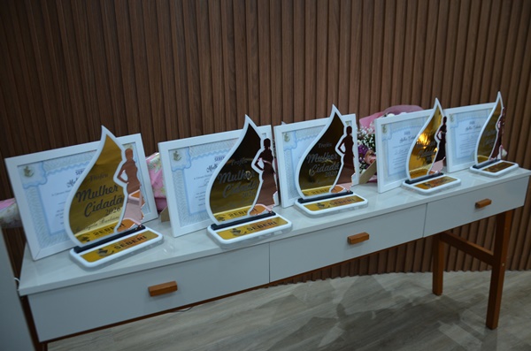 Seberi - Troféu Mulher Cidadã - Câmara de Vereadores