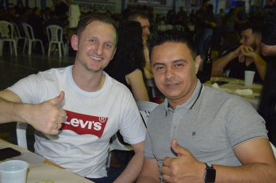 Grêmio Castelinho celebra 62 anos com jantar-dançante