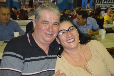Grêmio Castelinho celebra 62 anos com jantar-dançante