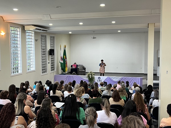 FW - “Uma tarde para elas” na URI/FW