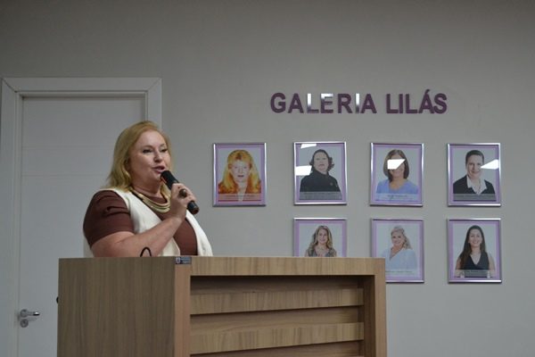Câmara de Vereadores de FW - Troféu Mulher Cidadã