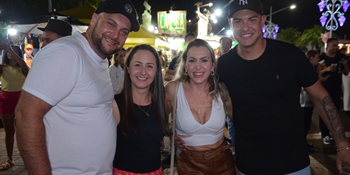 Expopedras - Show de abertura com Erlon & Marcos e logo após com dupla Edson & Hudson - 22/03