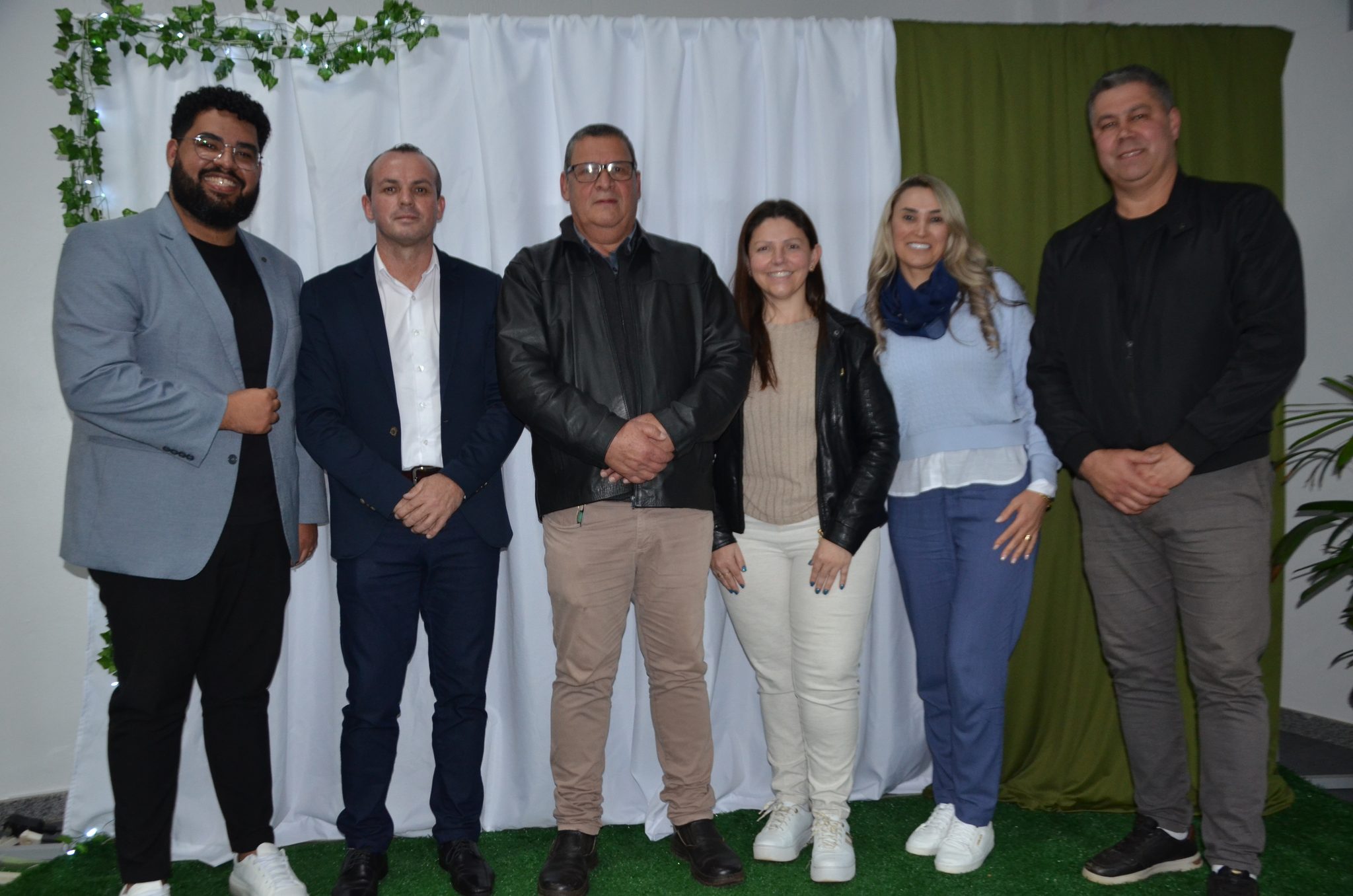 Ametista do Sul investe R$ 155,8 mil em bolsas de inglês e apresenta novos projetos para preparar jovens para o futuro