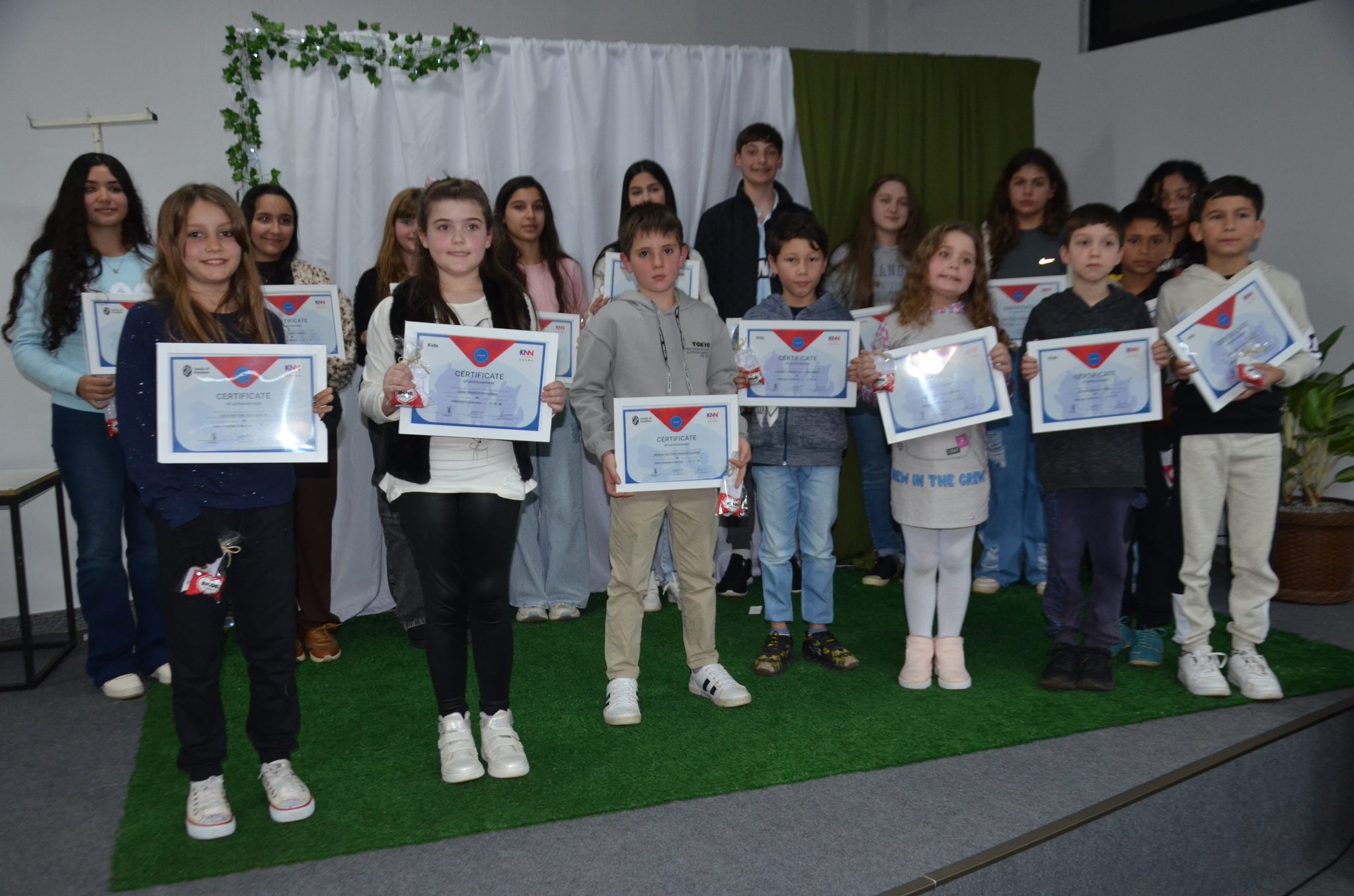 Ametista do Sul investe R$ 155,8 mil em bolsas de inglês e apresenta novos projetos para preparar jovens para o futuro