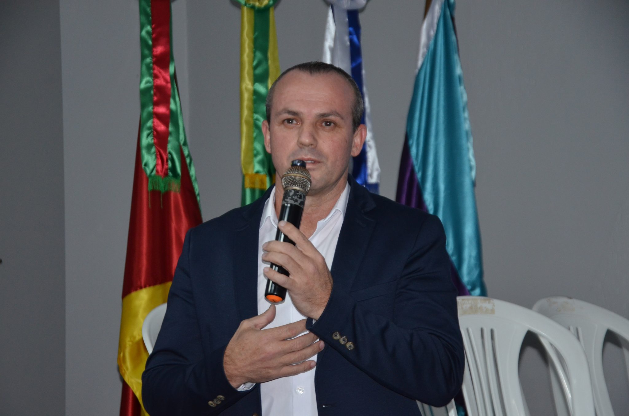 Ametista do Sul investe R$ 155,8 mil em bolsas de inglês e apresenta novos projetos para preparar jovens para o futuro