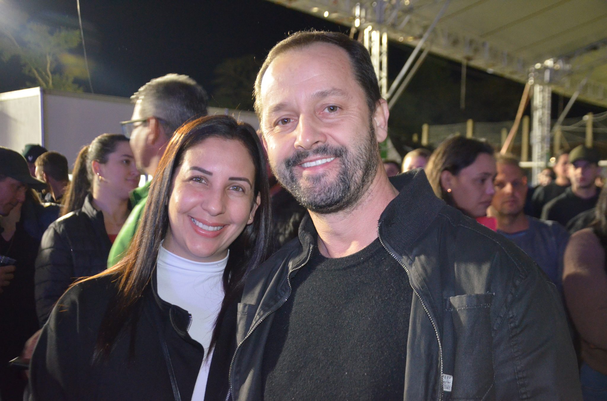 ExpoCaiçara - Sexta-Feira, 15
