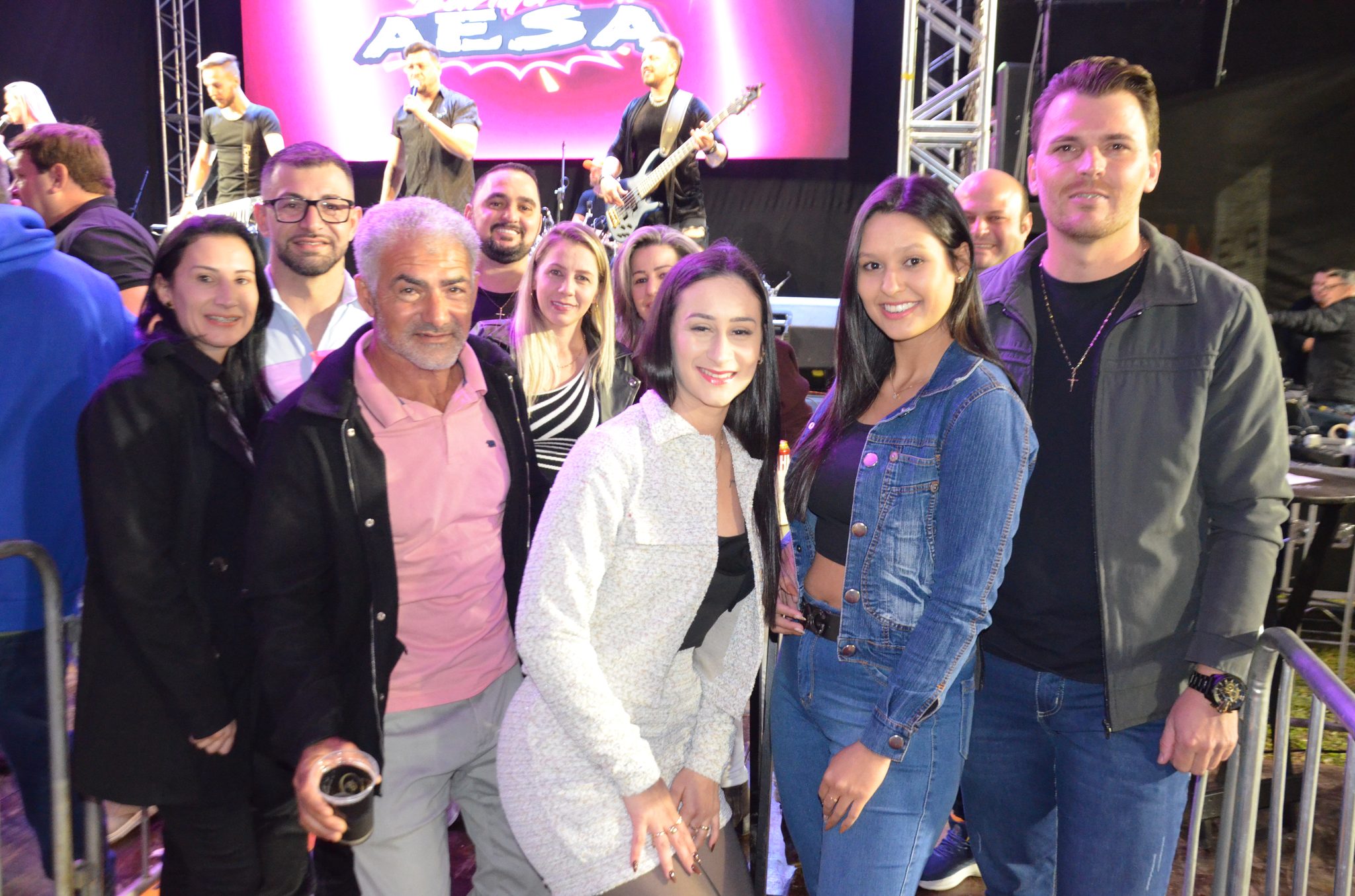ExpoCaiçara - Sexta-Feira, 15