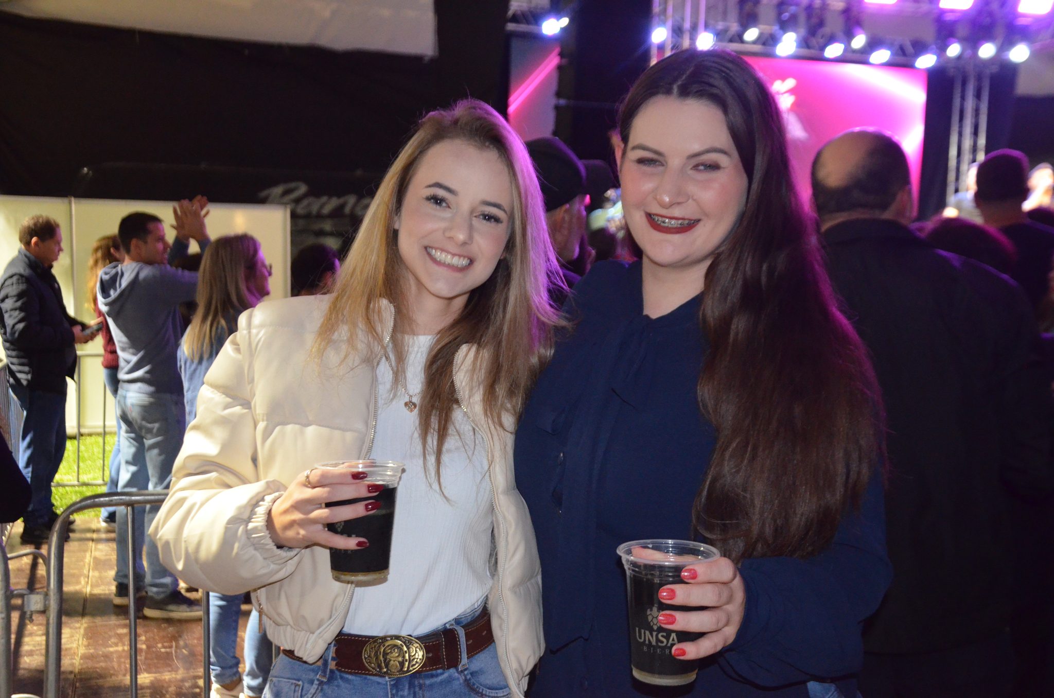 ExpoCaiçara - Sexta-Feira, 15