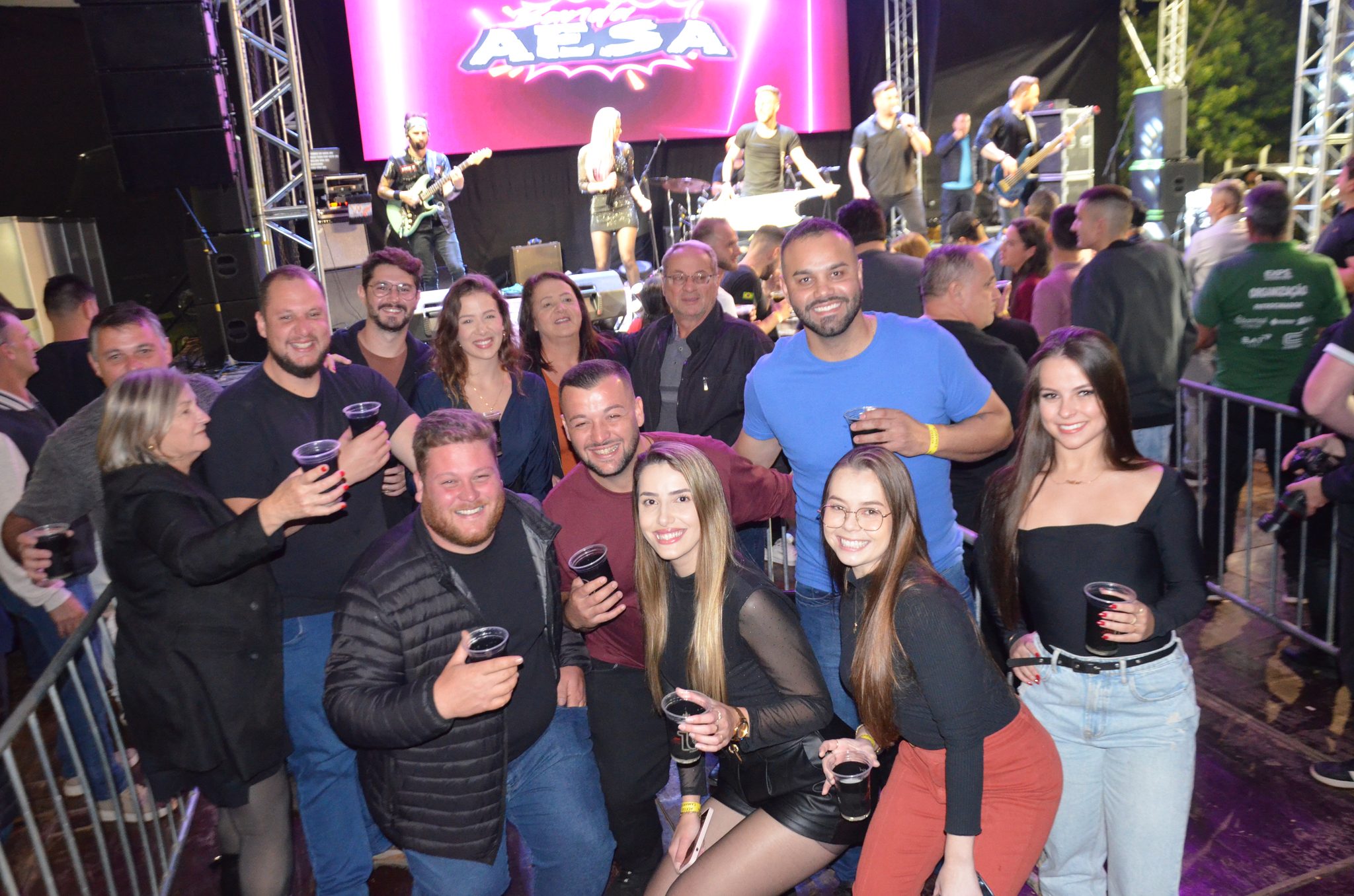 ExpoCaiçara - Sexta-Feira, 15