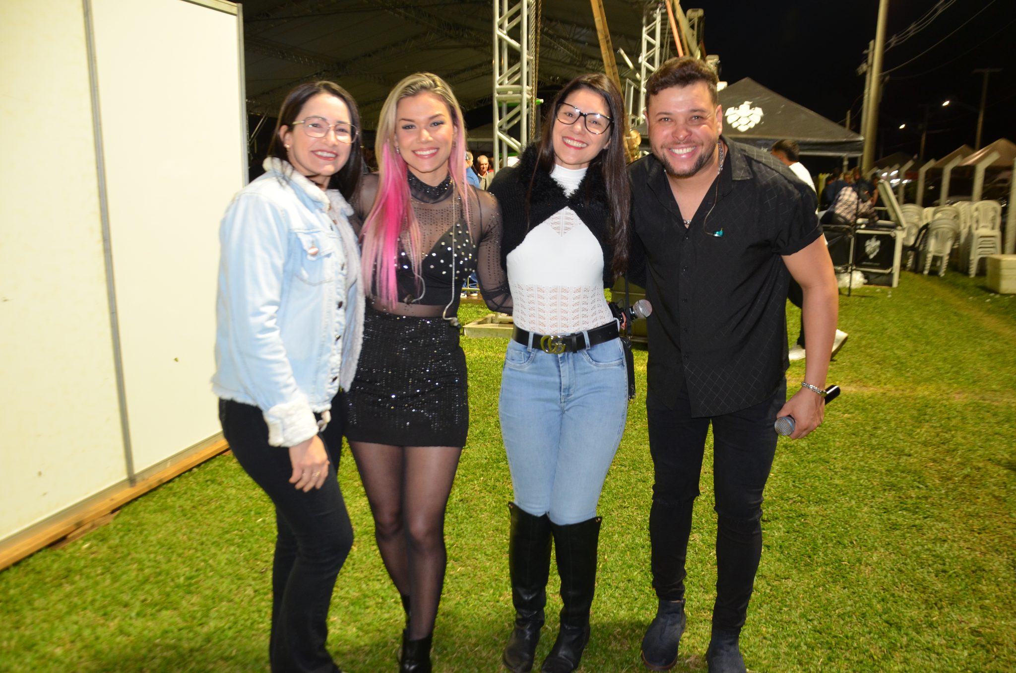 ExpoCaiçara - Sexta-Feira, 15
