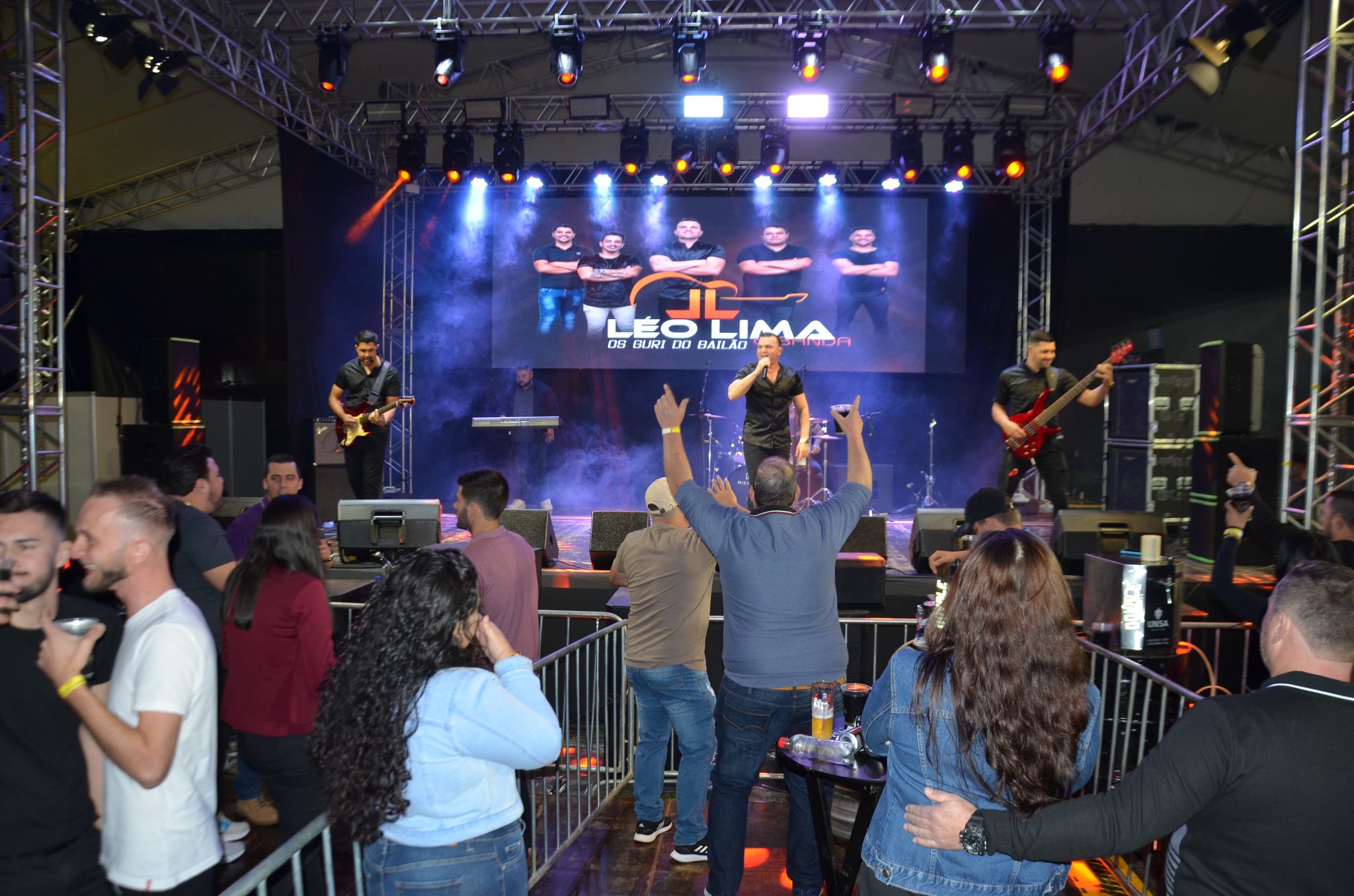 ExpoCaiçara - Sexta-Feira, 15