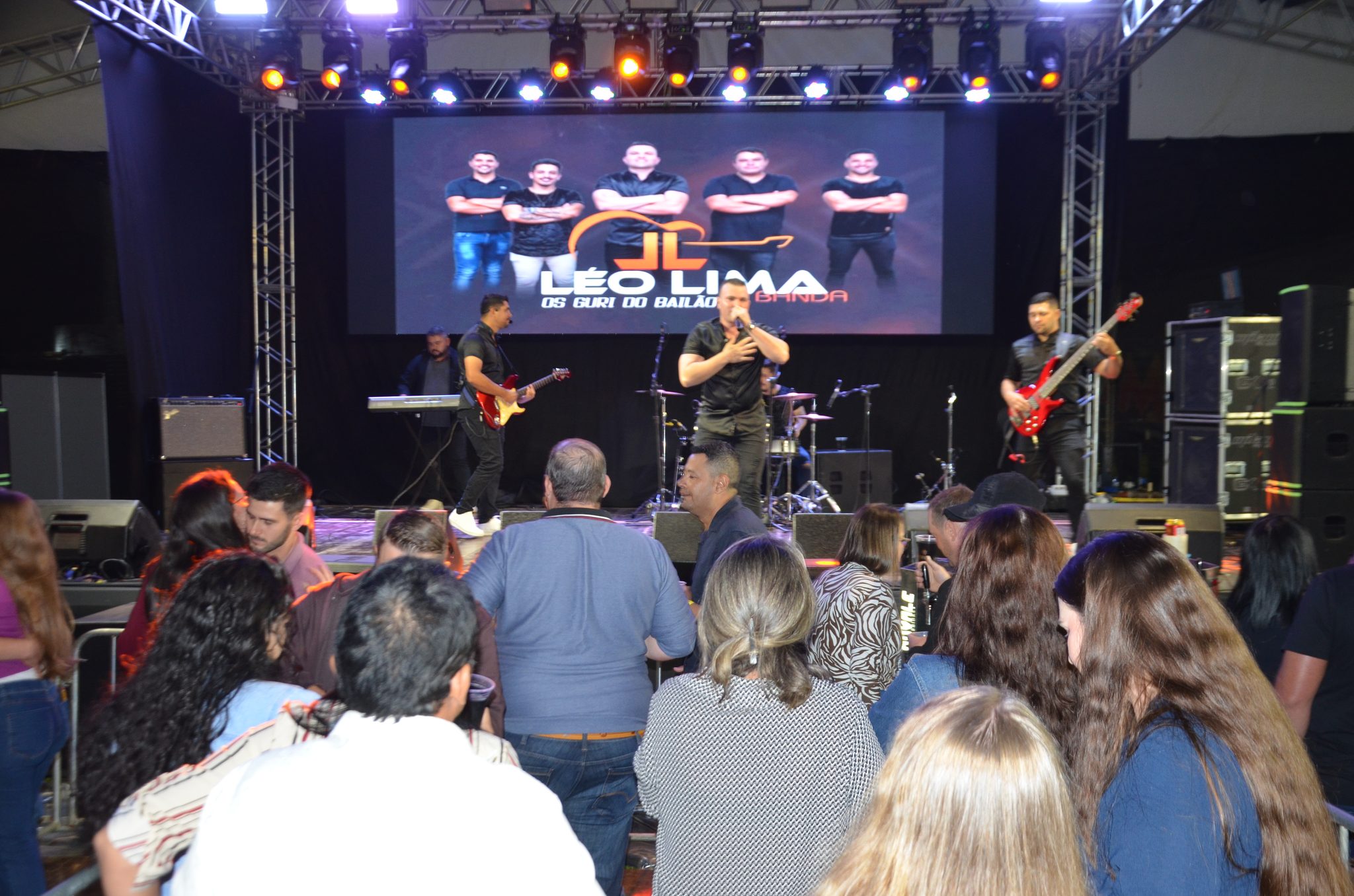 ExpoCaiçara - Sexta-Feira, 15