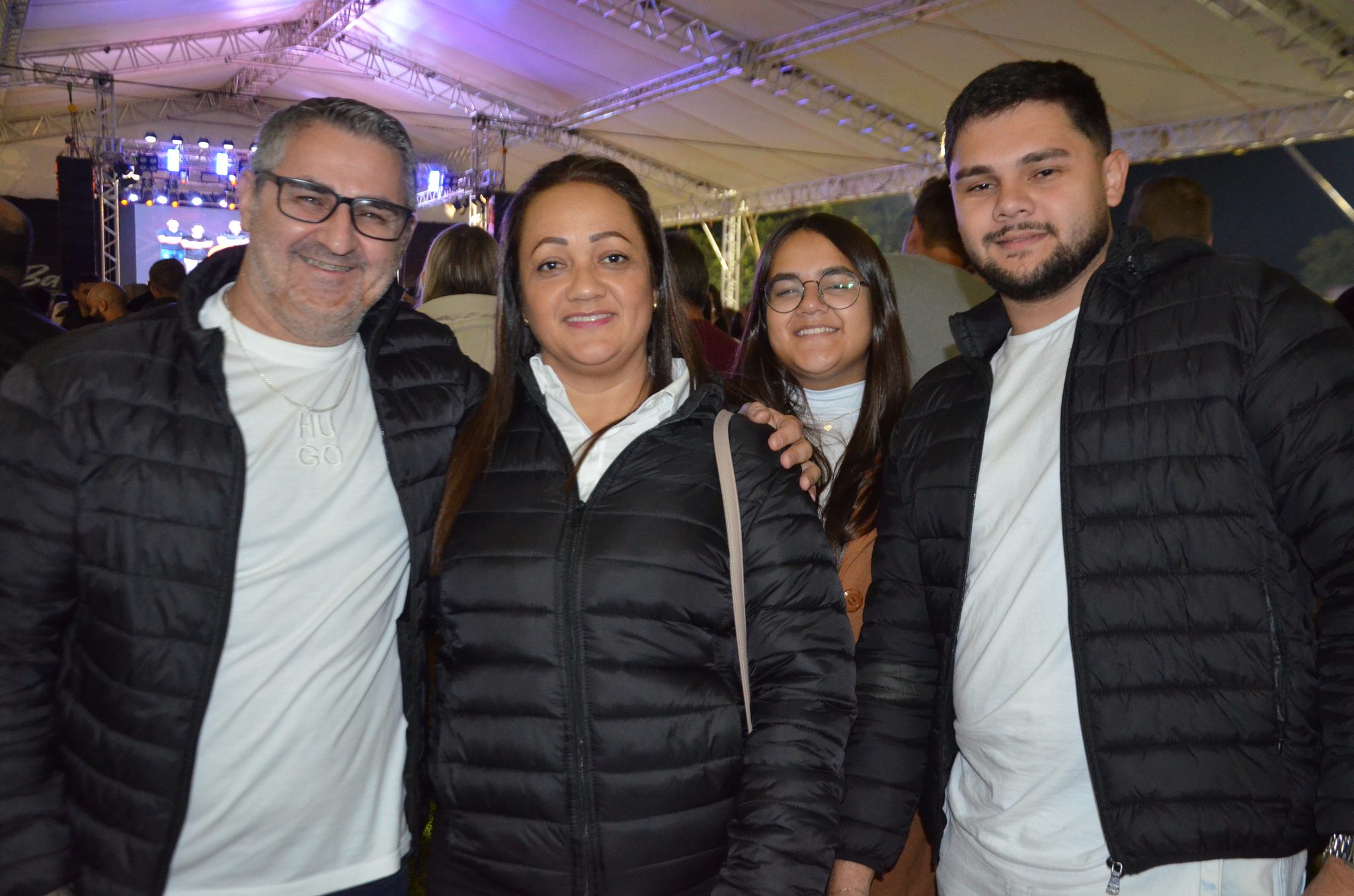ExpoCaiçara - Sexta-Feira, 15