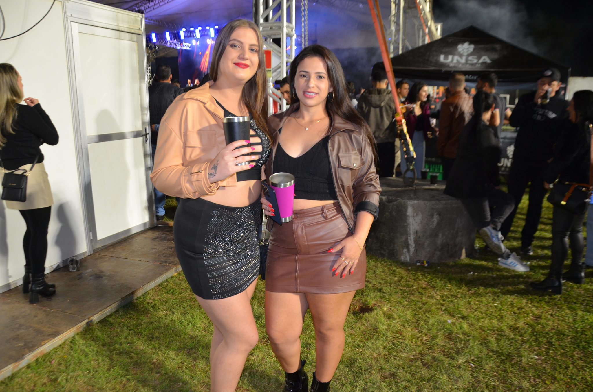 ExpoCaiçara - Sexta-Feira, 15