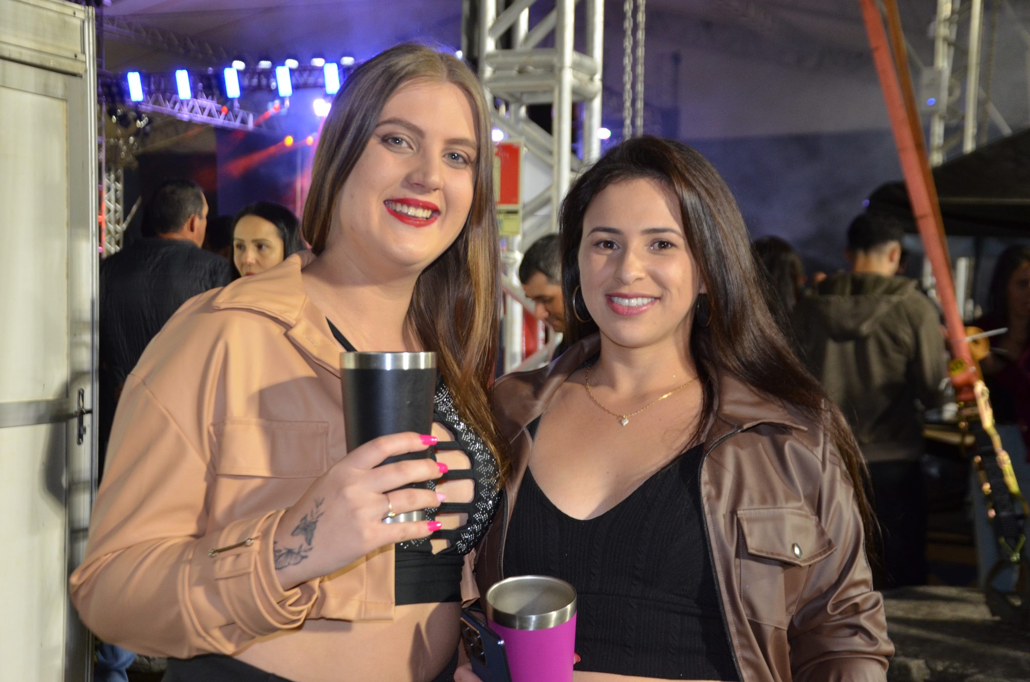 ExpoCaiçara - Sexta-Feira, 15