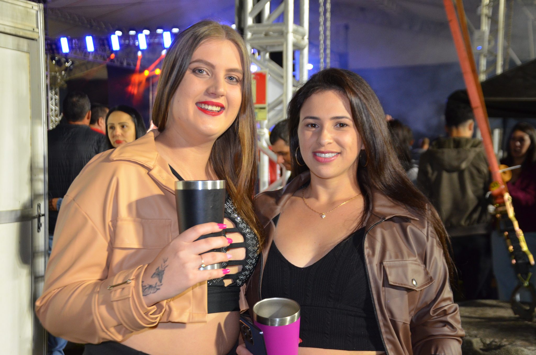 ExpoCaiçara - Sexta-Feira, 15