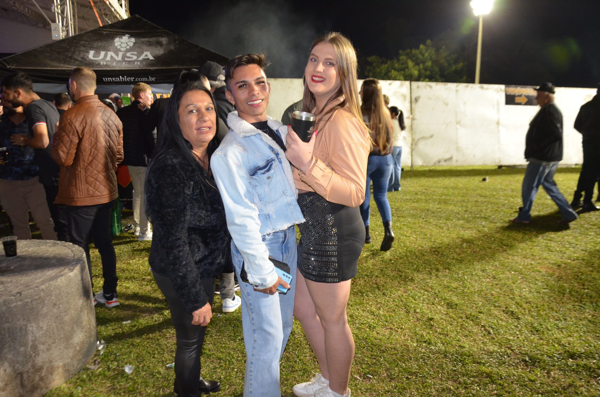 ExpoCaiçara - Sexta-Feira, 15