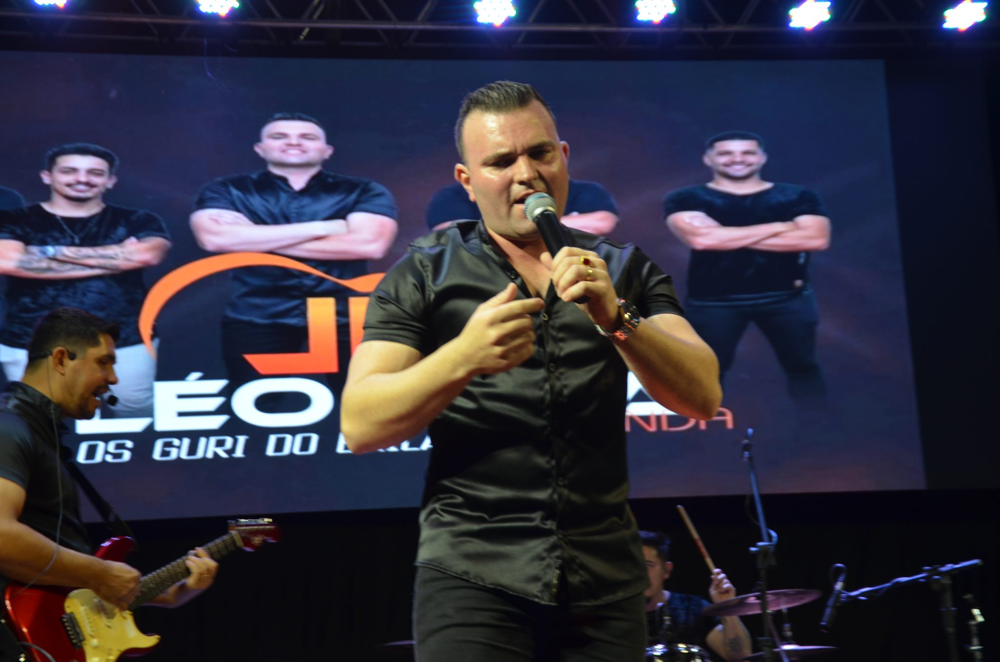 ExpoCaiçara - Sexta-Feira, 15