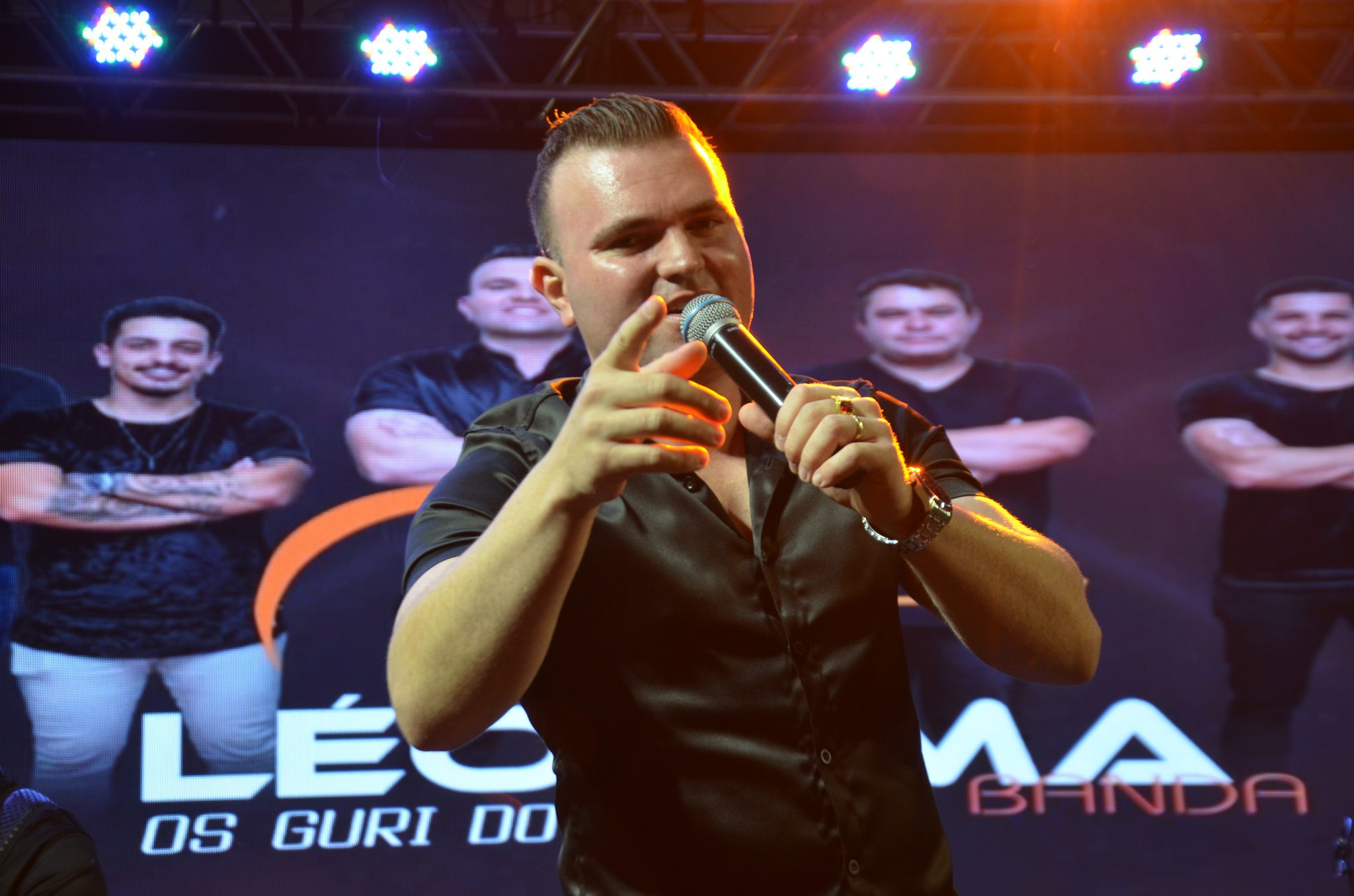 ExpoCaiçara - Sexta-Feira, 15