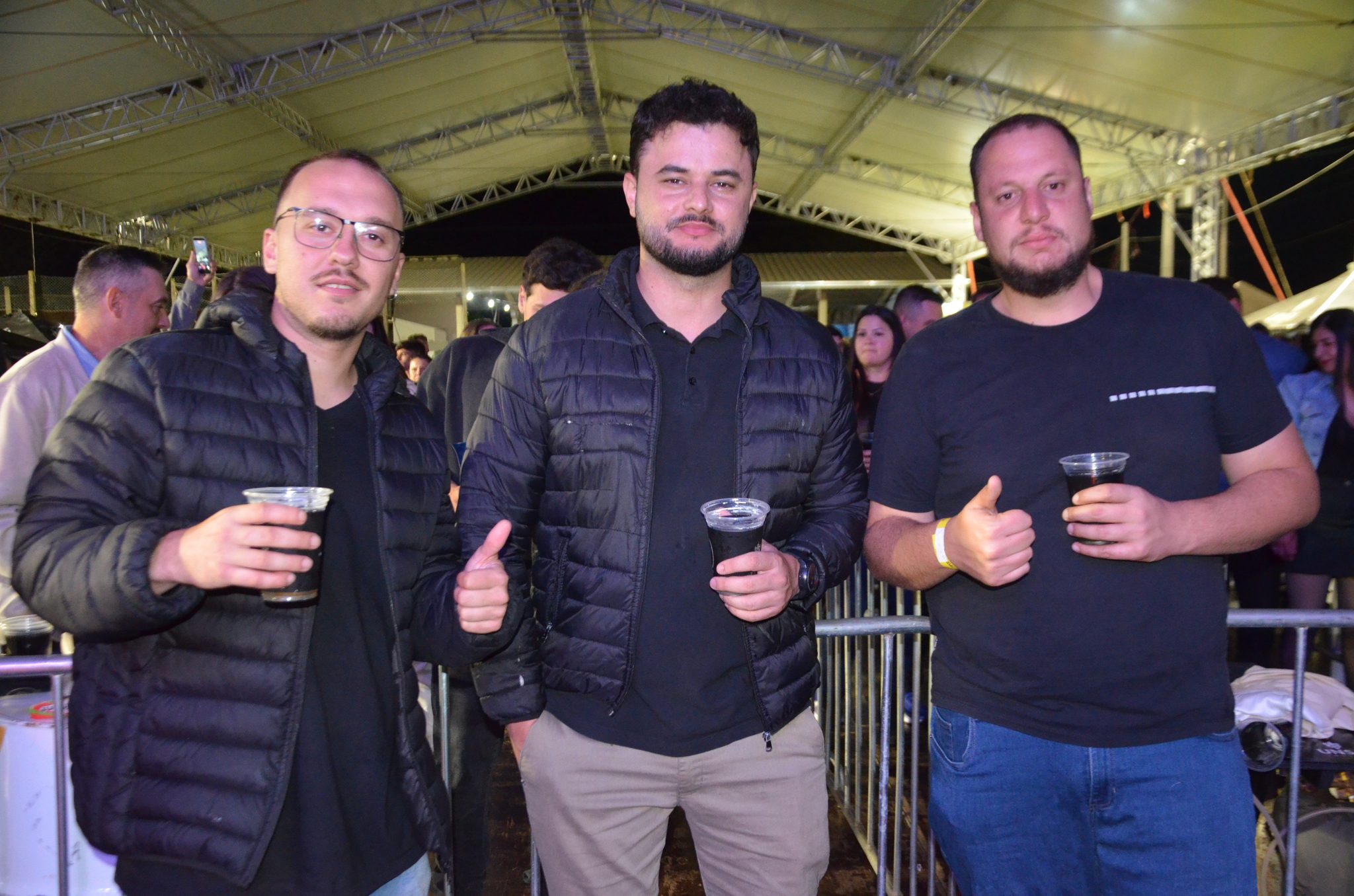 ExpoCaiçara - Sexta-Feira, 15