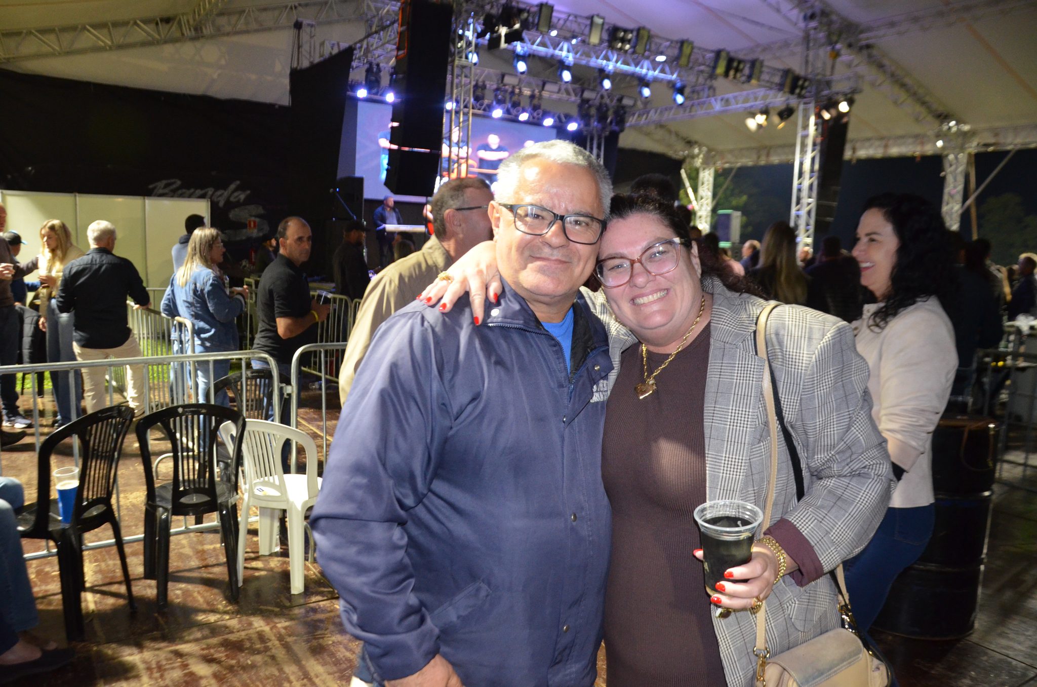 ExpoCaiçara - Sexta-Feira, 15